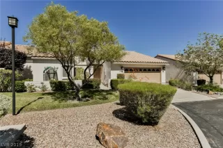 Photo #5: 2137446 Listing 