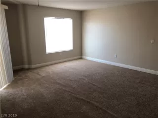 Photo #2: 2137454 Listing