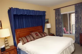 Photo #5: 2137491 Listing 