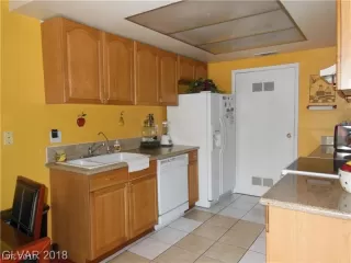 Photo #3: 2137534 Listing 