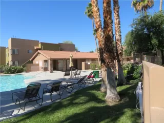 Photo #1: 2137537 Listing