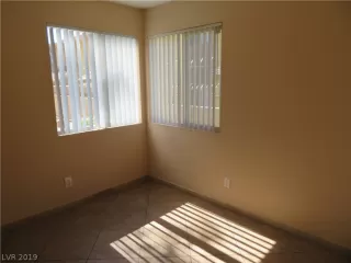 Photo #6: 2137537 Listing