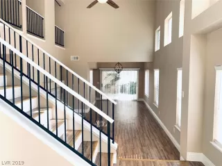 Photo #1: 2137604 Listing 