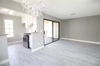 Photo #1: 2137616 Listing