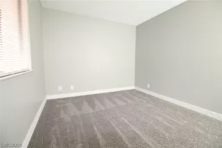 Photo #6: 2137621 Listing