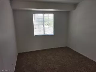 Photo #6: 2137636 Listing