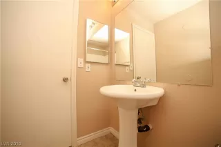 Photo #6: 2137668 Listing 