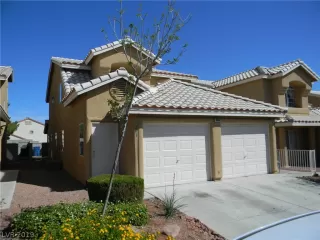 Photo #1: 2137676 Listing