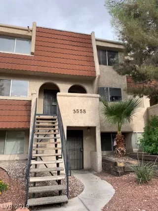 Photo #2: 2137734 Listing