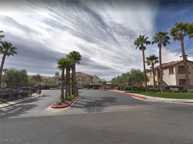 MLS: 2137742 Condo For Sale