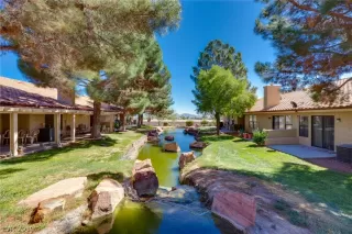 Photo #1: 2137774 Listing