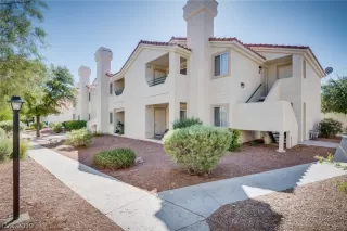 Photo #1: 2137808 Listing 