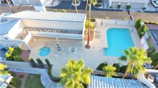 Photo #2: 2137862 Listing 