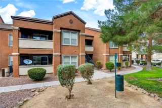 Photo #1: 2137897 Listing 