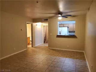 Photo #2: 2137974 Listing 