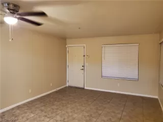 Photo #3: 2137974 Listing 