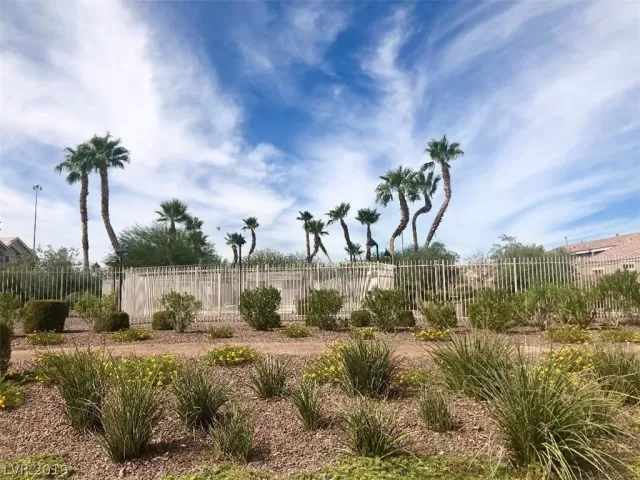 MLS: 2137993 Condo For Sale