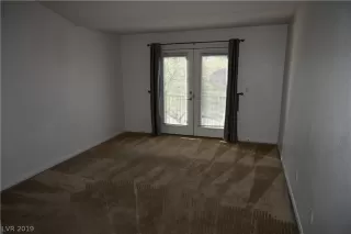 Photo #6: 2138005 Listing 