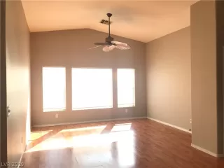 Photo #5: 2138023 Listing 