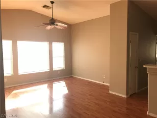 Photo #6: 2138023 Listing 