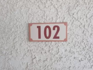 Photo #3: 2138071 Listing