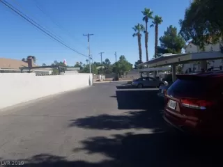 Photo #4: 2138071 Listing