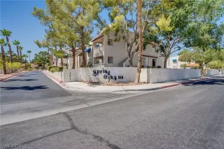 Photo #2: 2138118 Listing