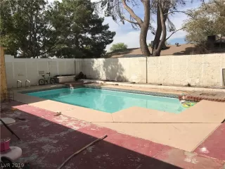 Photo #1: 2138126 Listing 