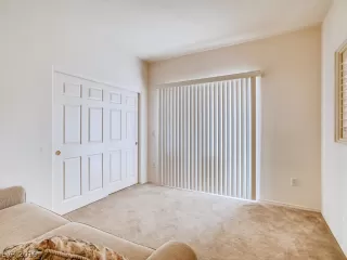 Photo #5: 2138230 Listing 