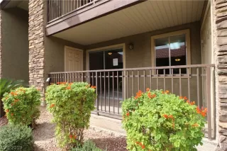 Photo #4: 2138272 Listing 