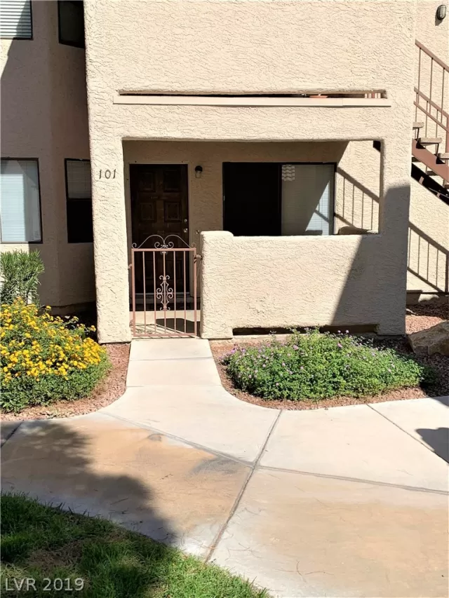 MLS: 2138299 Condo For Sale