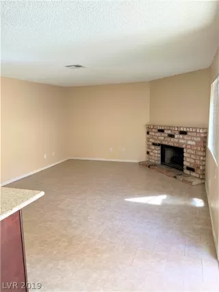 Photo #2: 2138299 Listing 