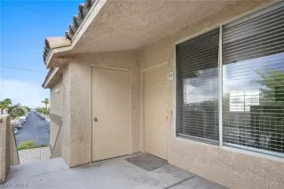 Photo #2: 2138315 Listing 