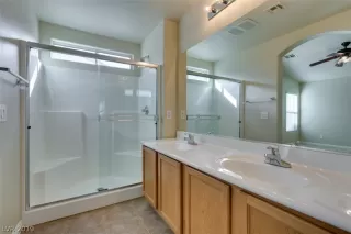 Photo #1: 2138416 Listing 