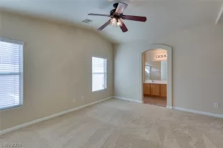 Photo #4: 2138416 Listing 