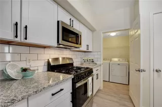 Photo #6: 2138477 Listing