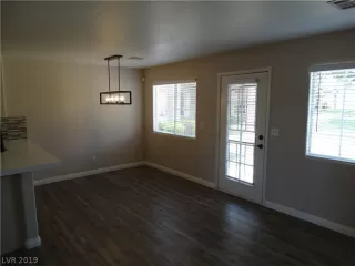 Photo #6: 2138594 Listing