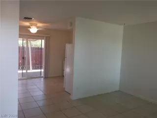 Photo #4: 2138622 Listing 