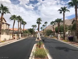 Photo #2: 2138721 Listing