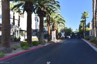 Photo #3: 2138734 Listing