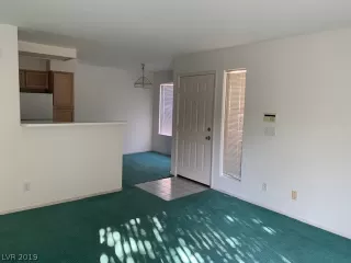 Photo #4: 2138773 Listing