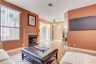 Photo #5: 2138834 Listing 