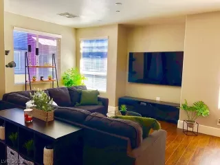 Photo #2: 2138850 Listing 