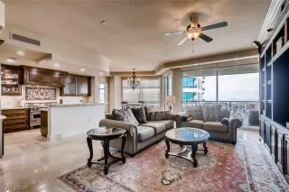 Photo #1: 2138874 Listing