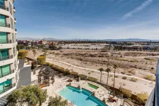 Photo #3: 2138874 Listing