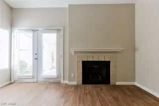 Photo #6: 2138884 Listing