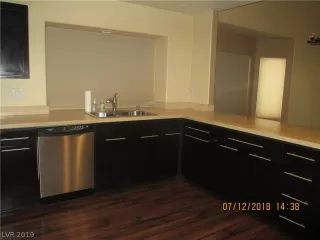 Photo #3: 2138914 Listing 