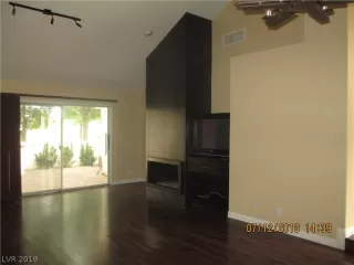 Photo #6: 2138914 Listing 