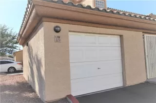 Photo #1: 2138935 Listing 