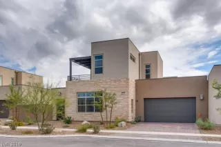 Photo #1: 2139023 Listing